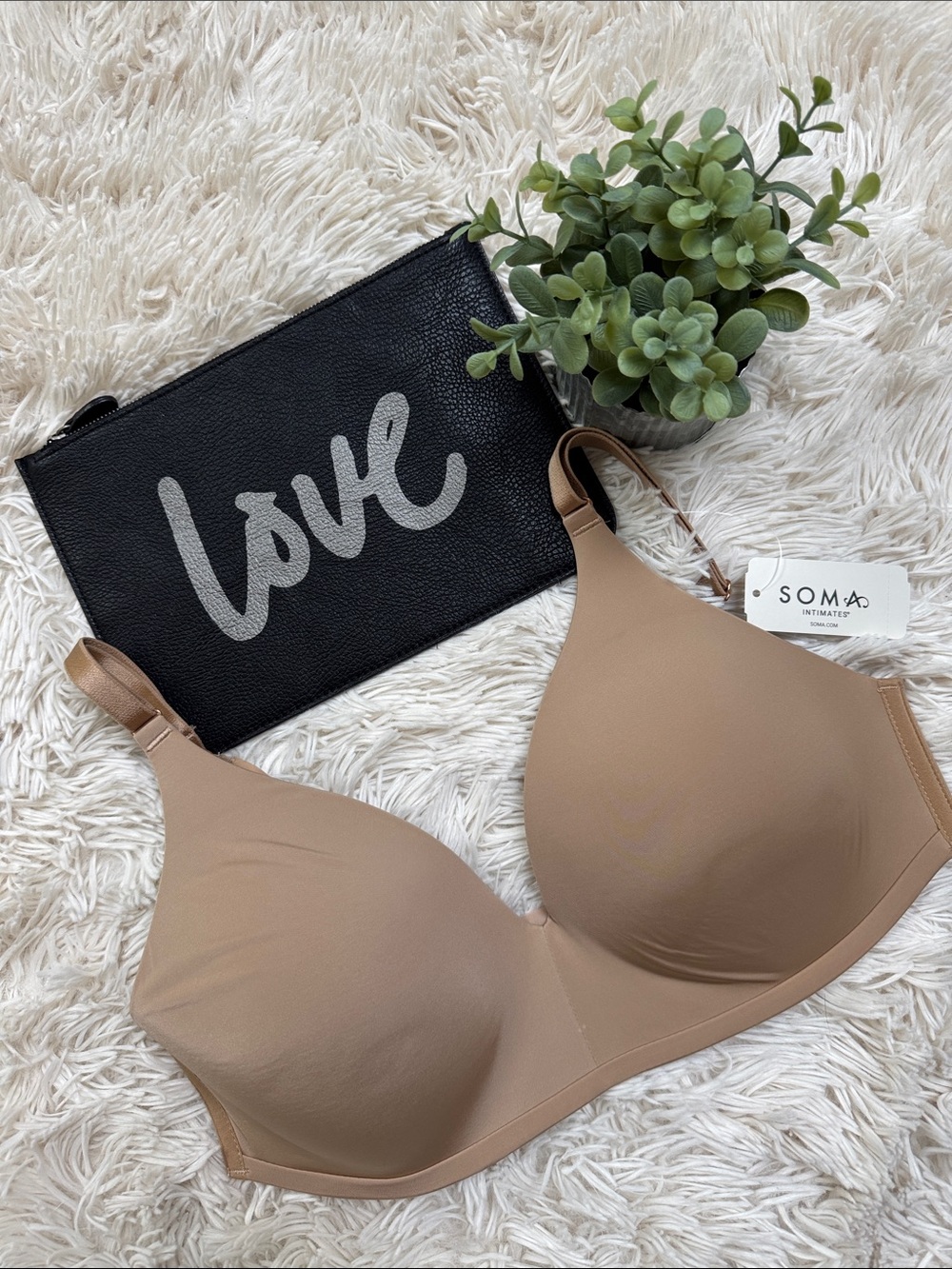 Soma Vanishing 360 Wireless Bra 💗 Warm Amber